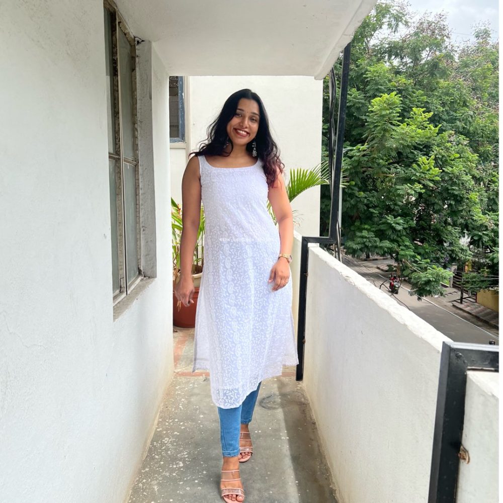 White chikankaari kurti