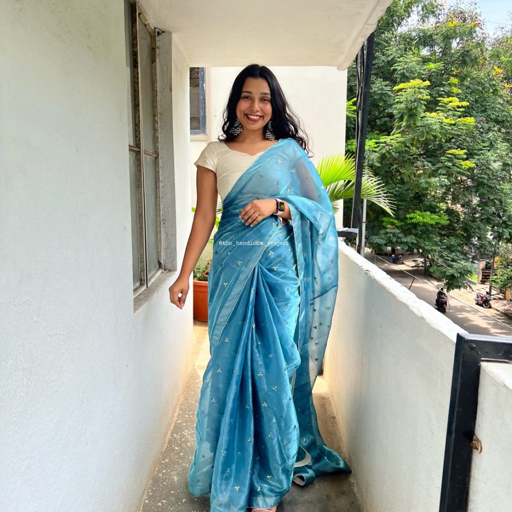 Blue jimmy choo saree with blouse - Image 3